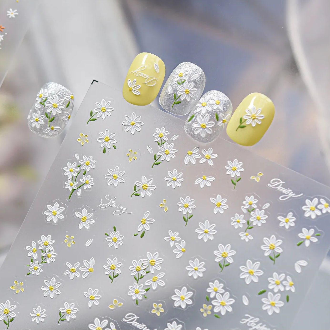 3D Daisy Nail Stickers - Cottagecore Floral Decals