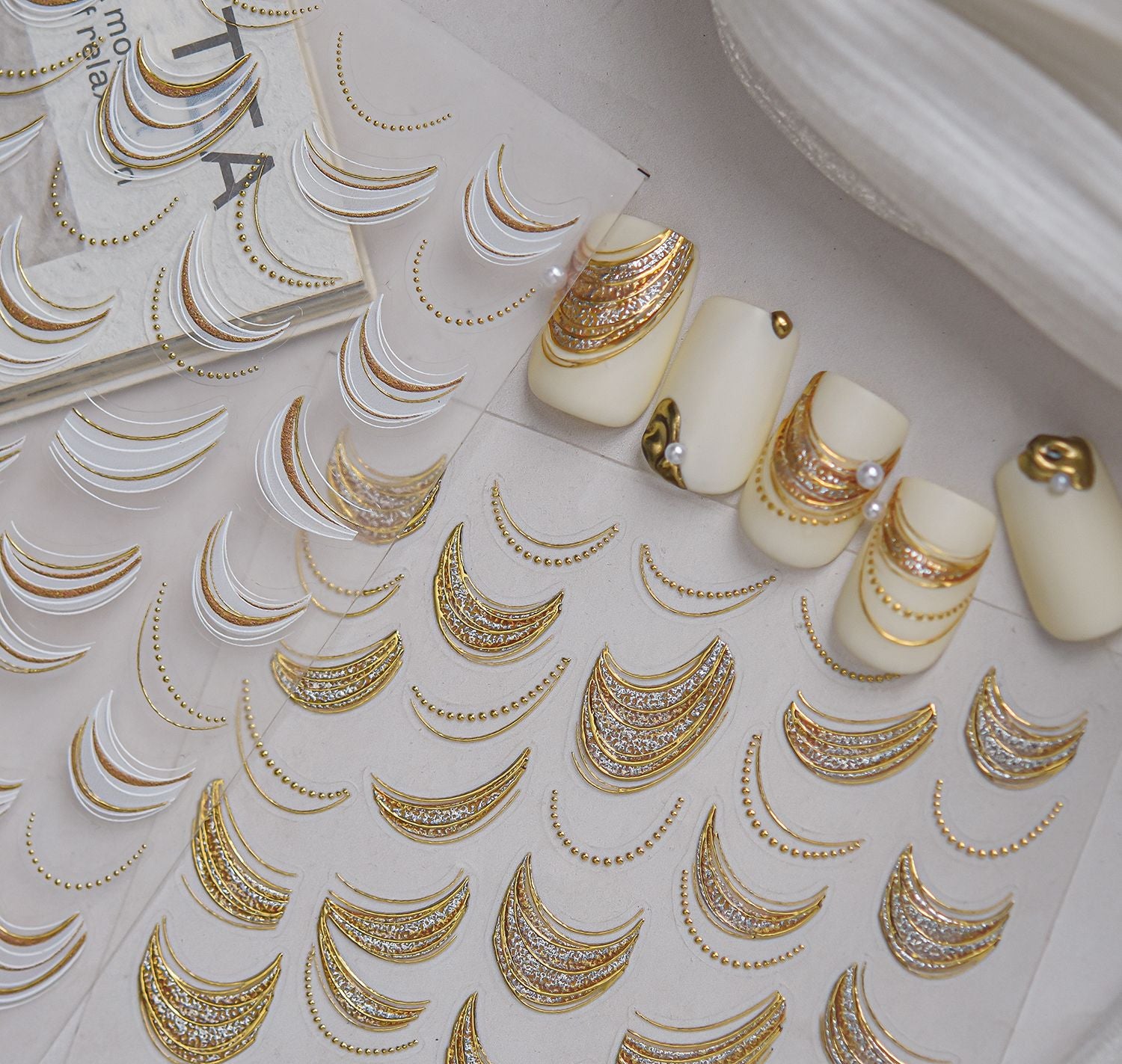 3D Metallic Gold Ribbon French Tip Nail Stickers