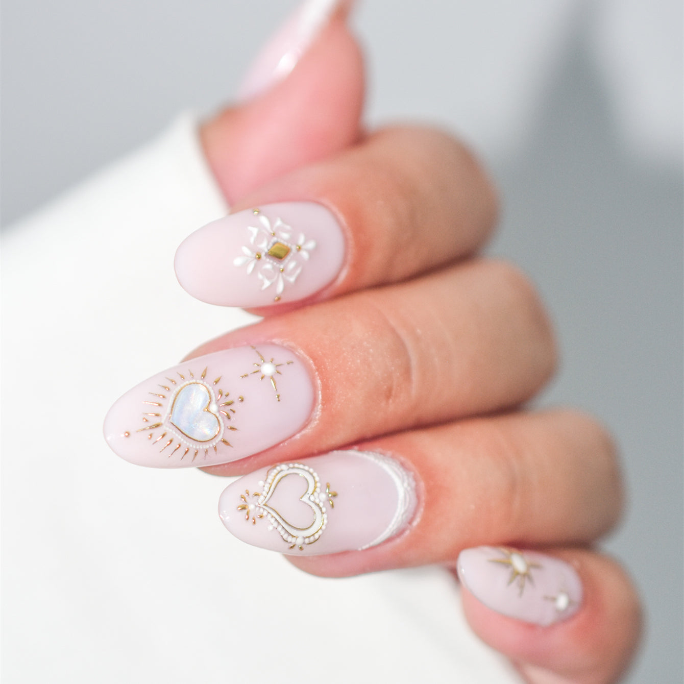 5D Vintage White Lace & Pearl Baroque Nail Stickers 5791