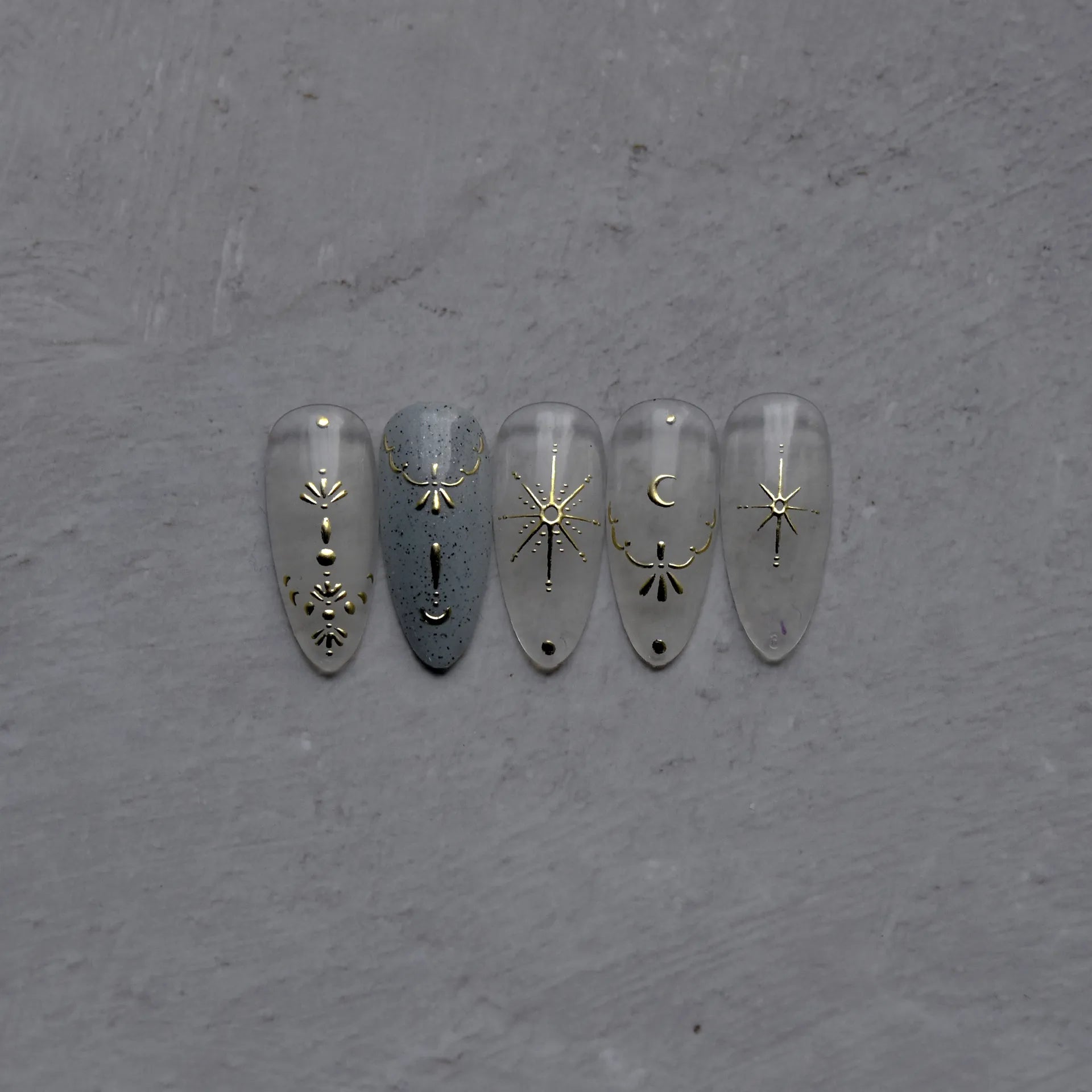 Celestial Star Moon Nail Stickers - Gold & Silver Minimalist Nail Art Decals to2820