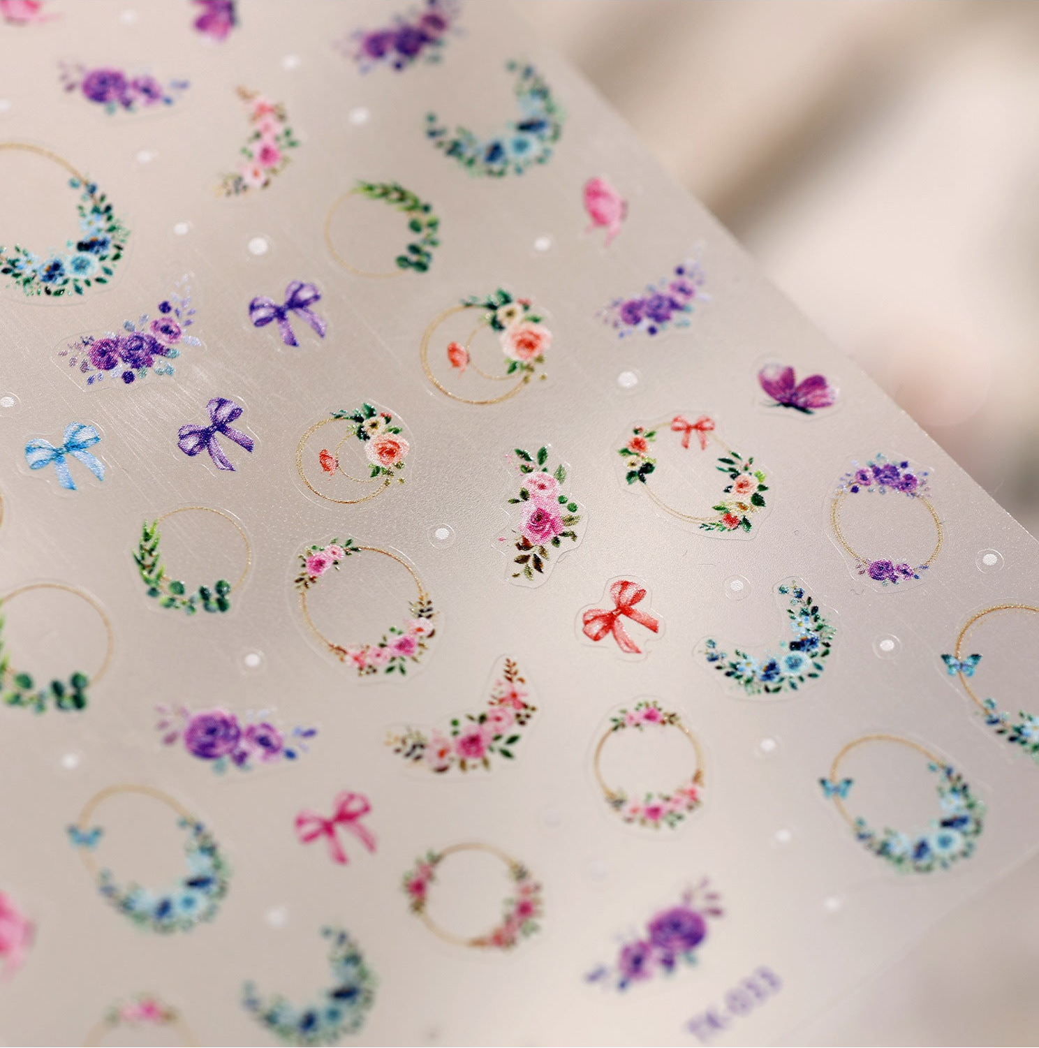 Romantic Floral Wreath & Bow Nail Art Stickers TK033